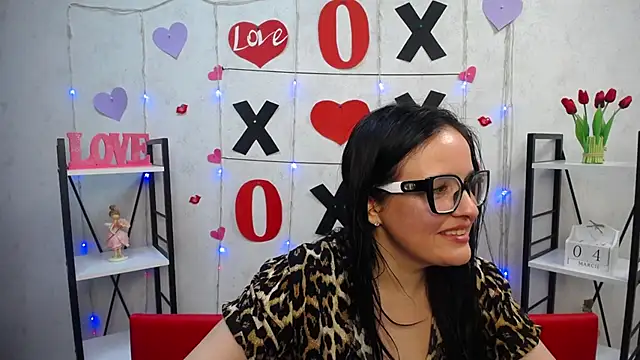 TayaBoret online show from 4, 3, 2025