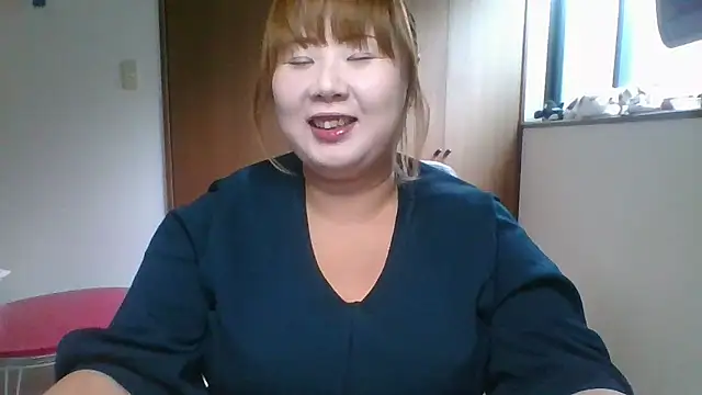 SAKU-RA-chan online show from 19, 9, 2025