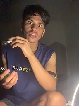 Pedritovergon20cm online show from 15, 4, 2026