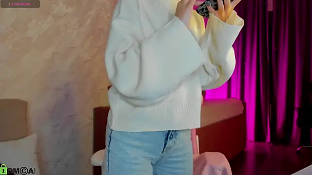 Kira yoon online show from 23, 9, 2025