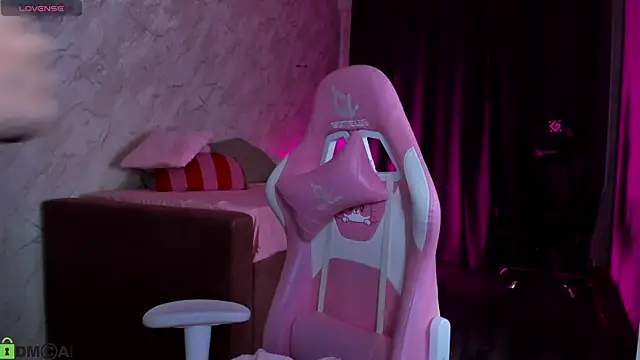 Kira yoon online show from 18, 10, 2025