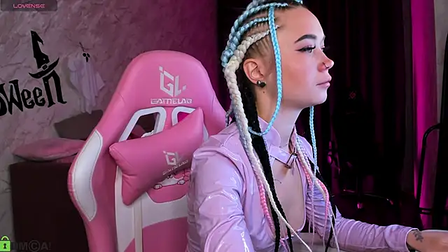 Kira yoon online show from 31, 10, 2025