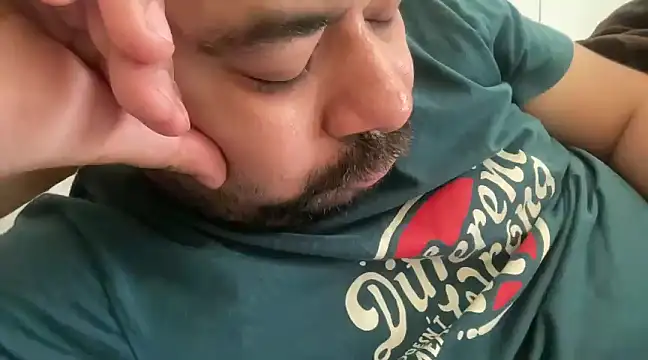 coolboy6566 online show from 15, 3, 2025