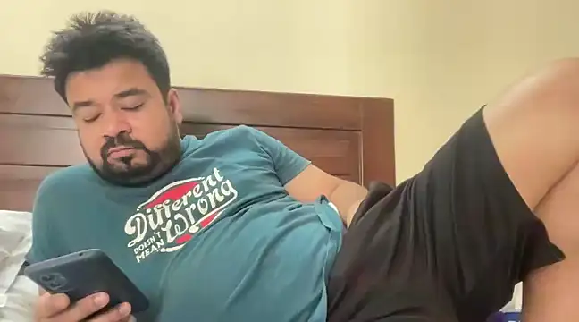 coolboy6566 online show from 21, 3, 2025