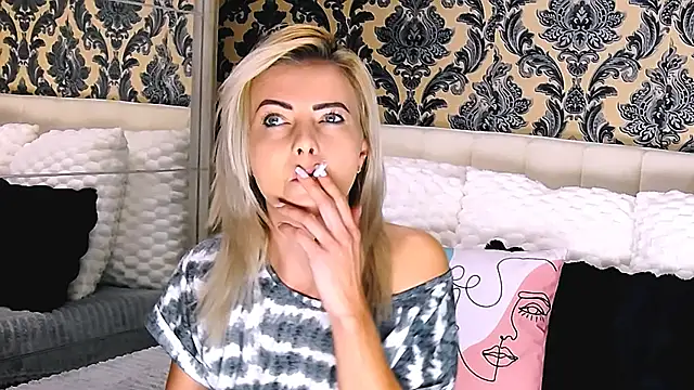 Aly girl1 online show from 29, 9, 2025