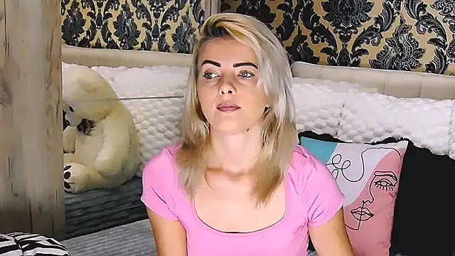 Aly girl1 online show from 6, 10, 2025