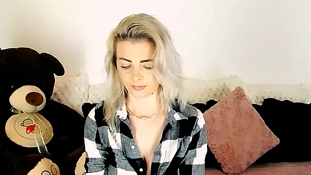 Aly girl1 online show from 18, 1, 2026