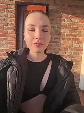 Snapshot of Sofia_Poly chatting on 21, 2, 2025 Sofia Poly online show from 21, 2, 2025