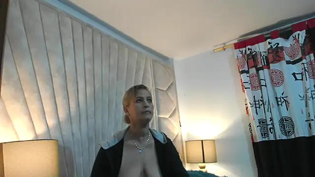 Jade squirtt online show from 21, 10, 2025