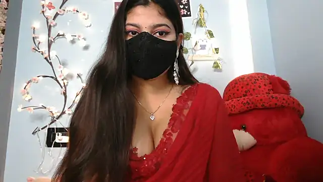 Reena Singh53 online show from 6, 11, 2025