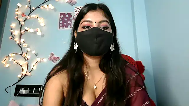 Reena Singh53 online show from 12, 9, 2025