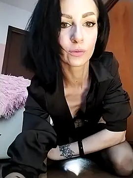 dahlia 82 online show from 9, 5, 2026