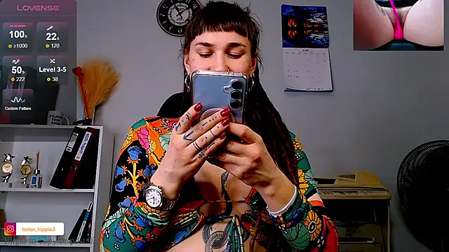 FoxRineHelen online show from 6, 3, 2025