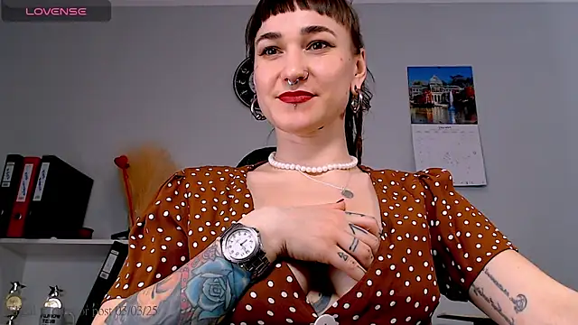 FoxRineHelen online show from 3, 3, 2025