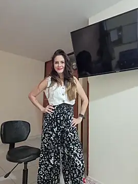 Hanny 24 online show from 4, 2, 2026