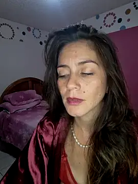 Snapshot of Hanny_24 chatting on 28, 4, 2026 Hanny 24 online show from 28, 4, 2026