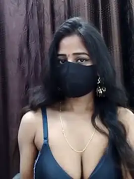 Lalisa sexy online show from 2, 2, 2026