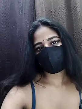 Lalisa sexy online show from 12, 4, 2026