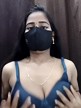 Lalisa sexy online show from 22, 2, 2026