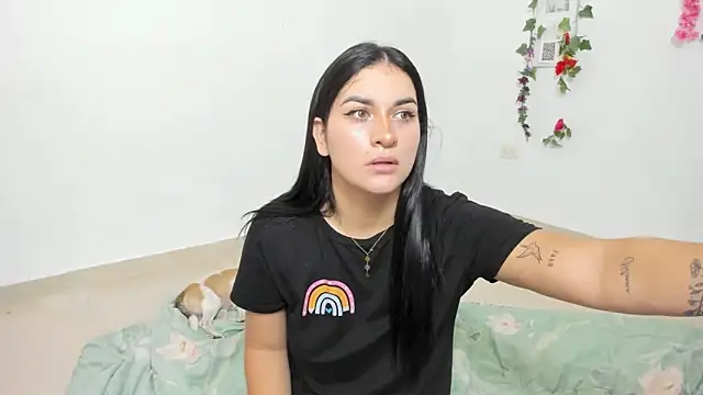 Emic  online show from 22, 11, 2025