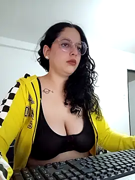 babyluna939 online show from 11, 5, 2026