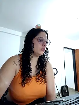 babyluna939 online show from 19, 4, 2026