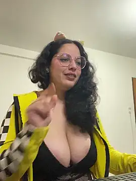 Snapshot of babyluna939 chatting on 20, 6, 2026 babyluna939 online show from 20, 6, 2026