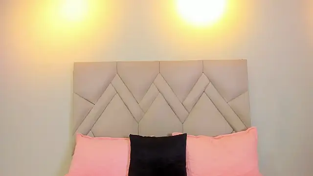 Isis Osman online show from 24, 2, 2026