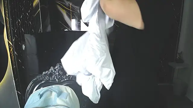 Bruja  Scarlata online show from 20, 10, 2025