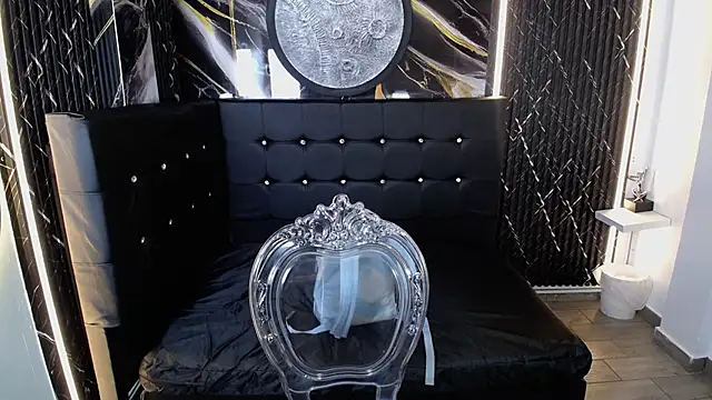 Bruja  Scarlata online show from 5, 11, 2025