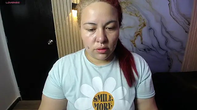 Bruja  Scarlata online show from 2, 10, 2025