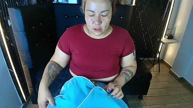 Bruja  Scarlata online show from 24, 11, 2025