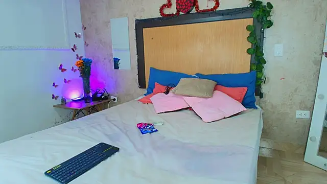 mialopez52 online show from 30, 6, 2026