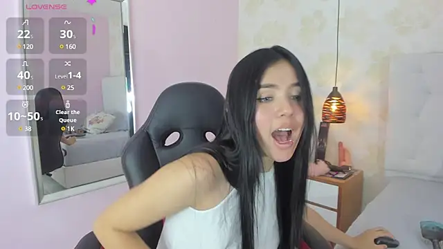 CASSIESTONEMM1 online show from 14, 1, 2025