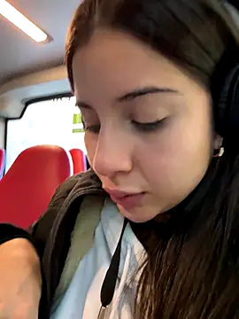 AnitaKariri online show from 20, 11, 2025