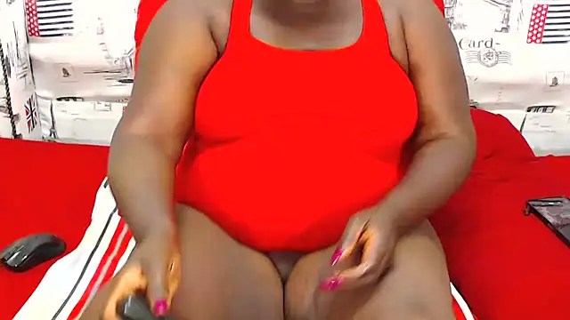 Honeybumsx32 online show from 19, 5, 2026