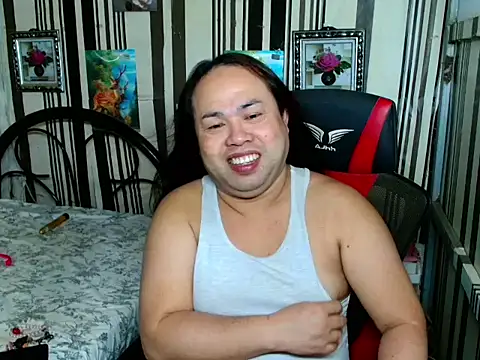 Snapshot of Reginex chatting on 15, 7, 2026 Reginex online show from 15, 7, 2026