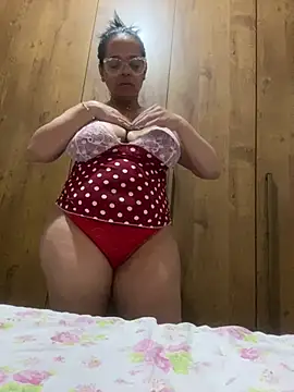 Snapshot of lomagata chatting on 13, 7, 2026 lomagata online show from 13, 7, 2026