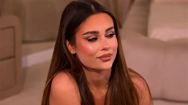 Snapshot of YasmineShaw chatting on 18, 2, 2026 YasmineShaw online show from 18, 2, 2026