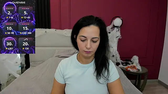 Linda Insatiable online show from 23, 10, 2025