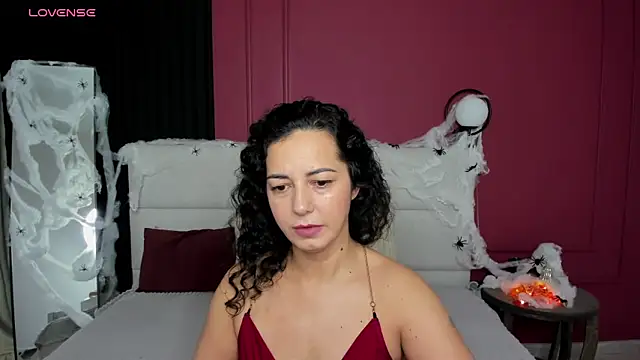 Linda Insatiable online show from 22, 10, 2025