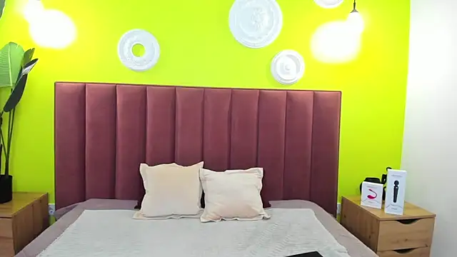 Linda Insatiable online show from 14, 3, 2026