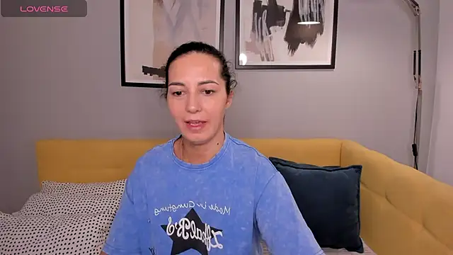 Linda Insatiable online show from 8, 3, 2025