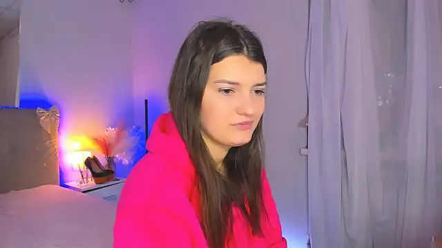 Snapshot of Laura_Leee chatting on 16, 2, 2026 Laura Leee online show from 16, 2, 2026