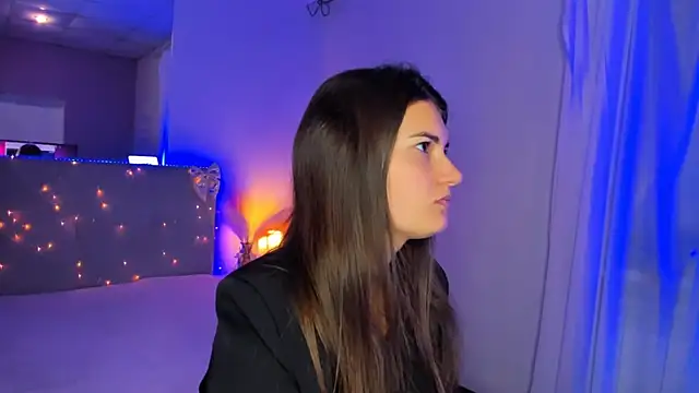 Laura Leee online show from 30, 5, 2026