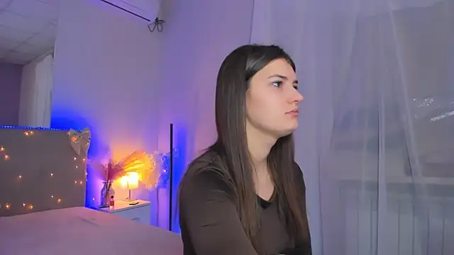 Laura Leee online show from 24, 3, 2026