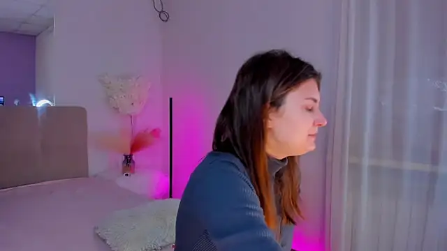 Laura Leee online show from 20, 3, 2025