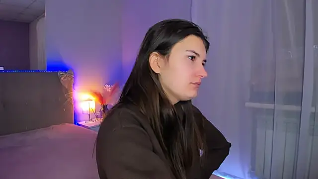 Snapshot of Laura_Leee chatting on 20, 2, 2026 Laura Leee online show from 20, 2, 2026