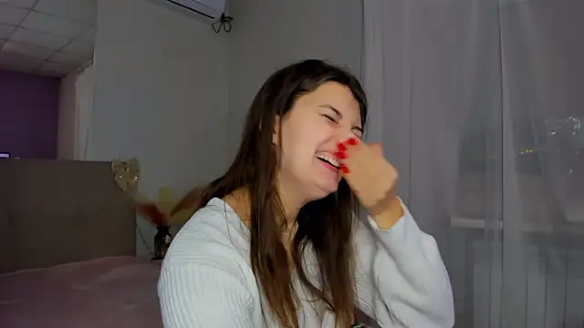 Laura Leee online show from 22, 3, 2026