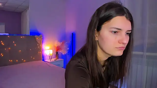 Snapshot of Laura_Leee chatting on 4, 3, 2026 Laura Leee online show from 4, 3, 2026